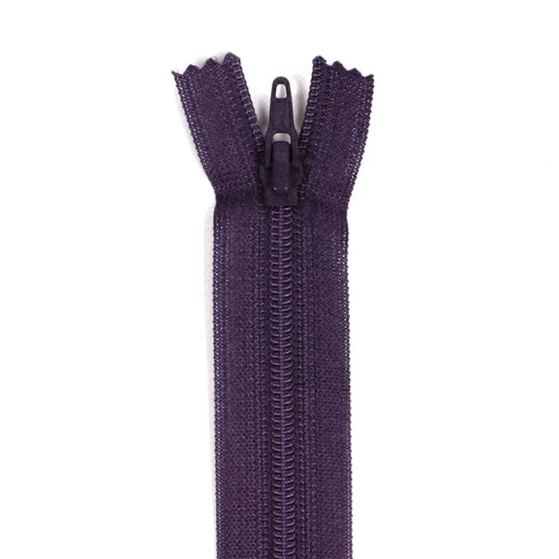 Plum 867 YKK Standard Zip