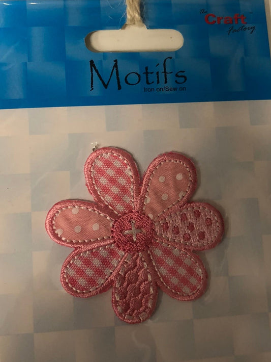 Small Patterned Pink Flower Iron-on Motif