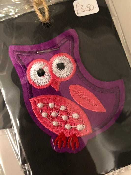 Purple Owl Iron-on Motif