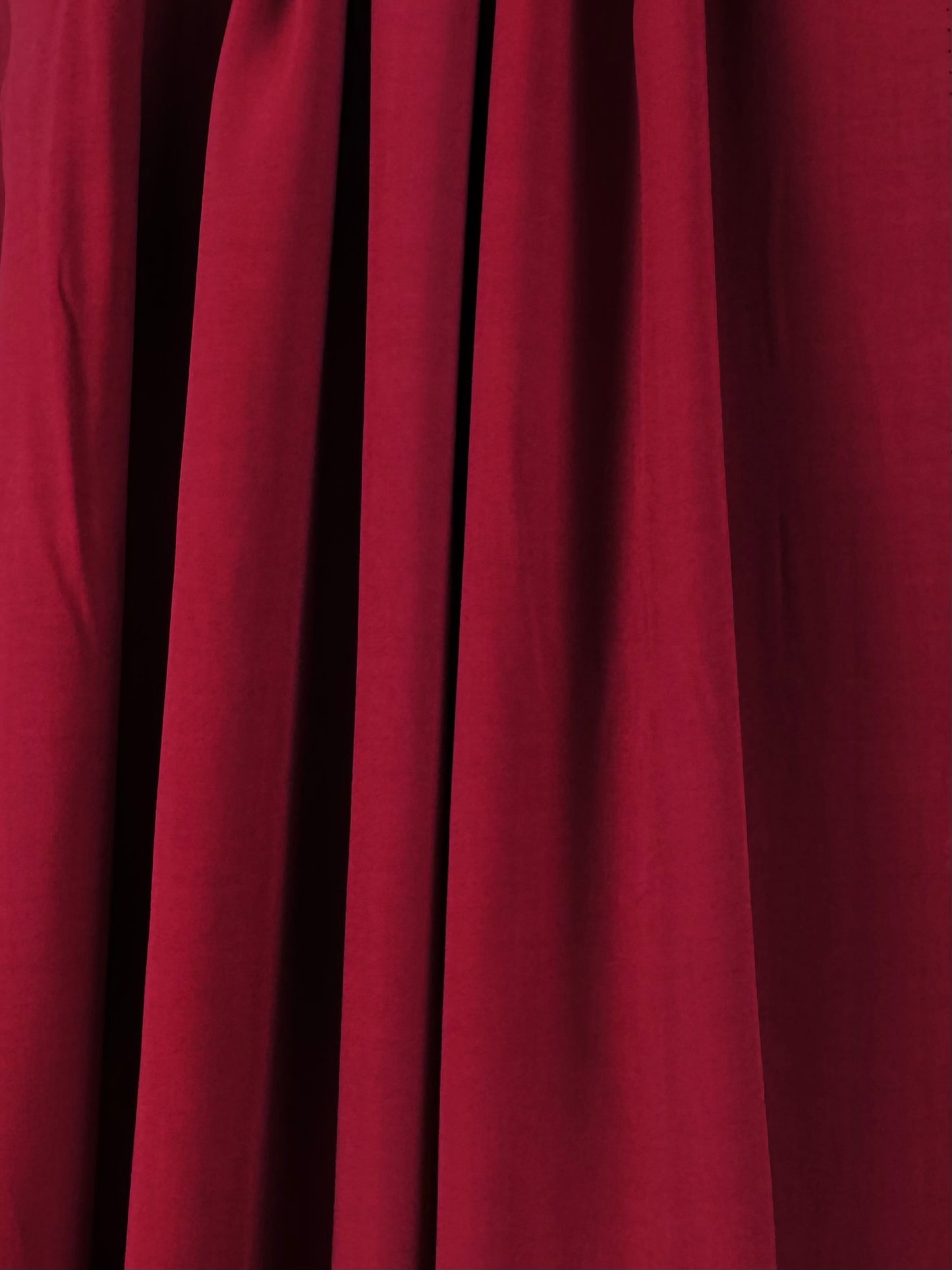 Woven Viscose Poplin Crimson