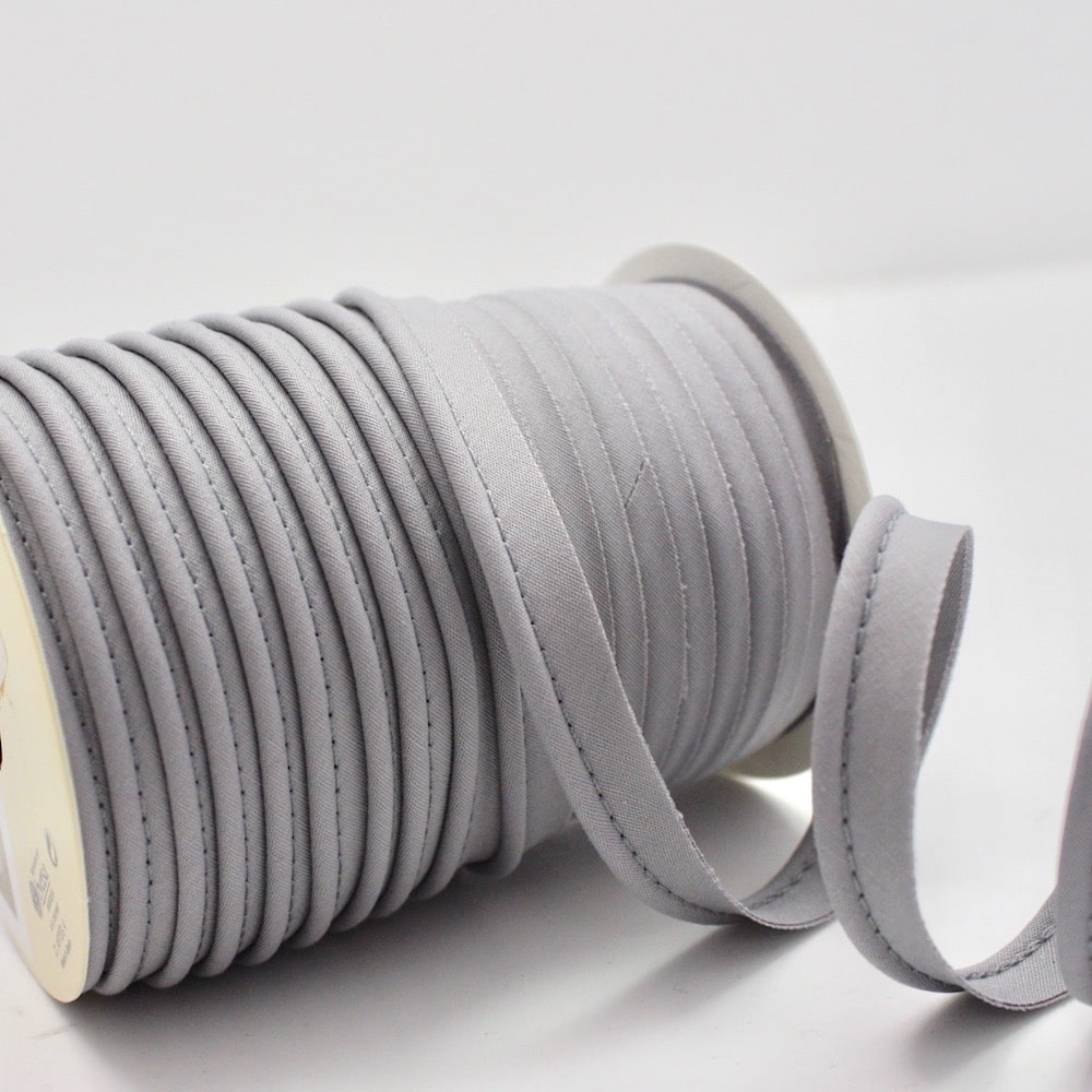 3mm Thin Ready Made Piping Cord - Silver 561