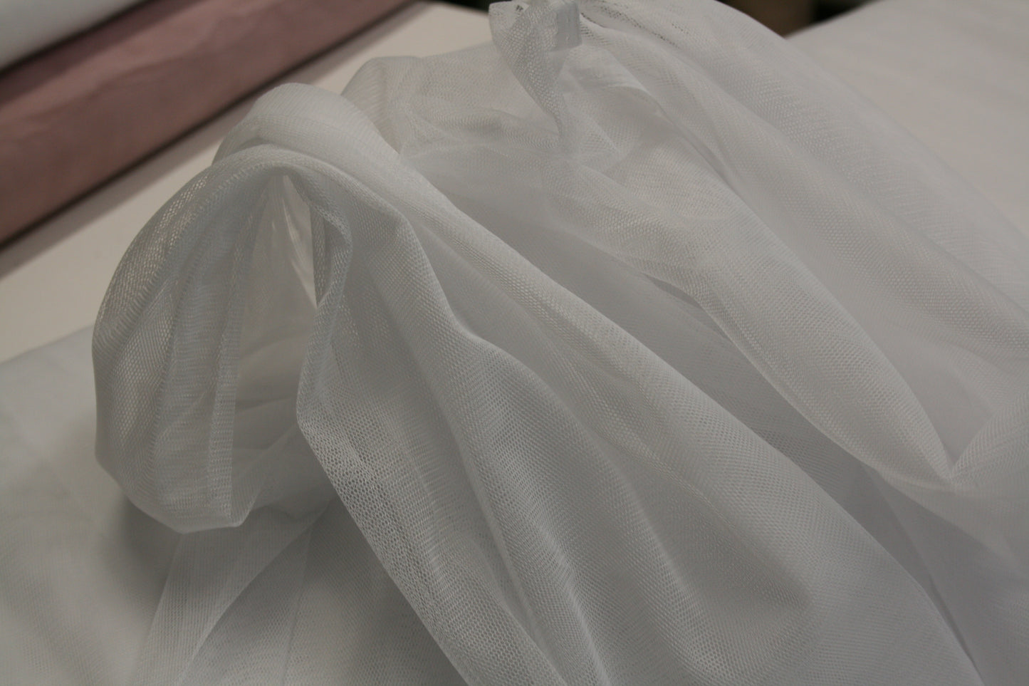 White - Super Quality Soft Tulle SW108