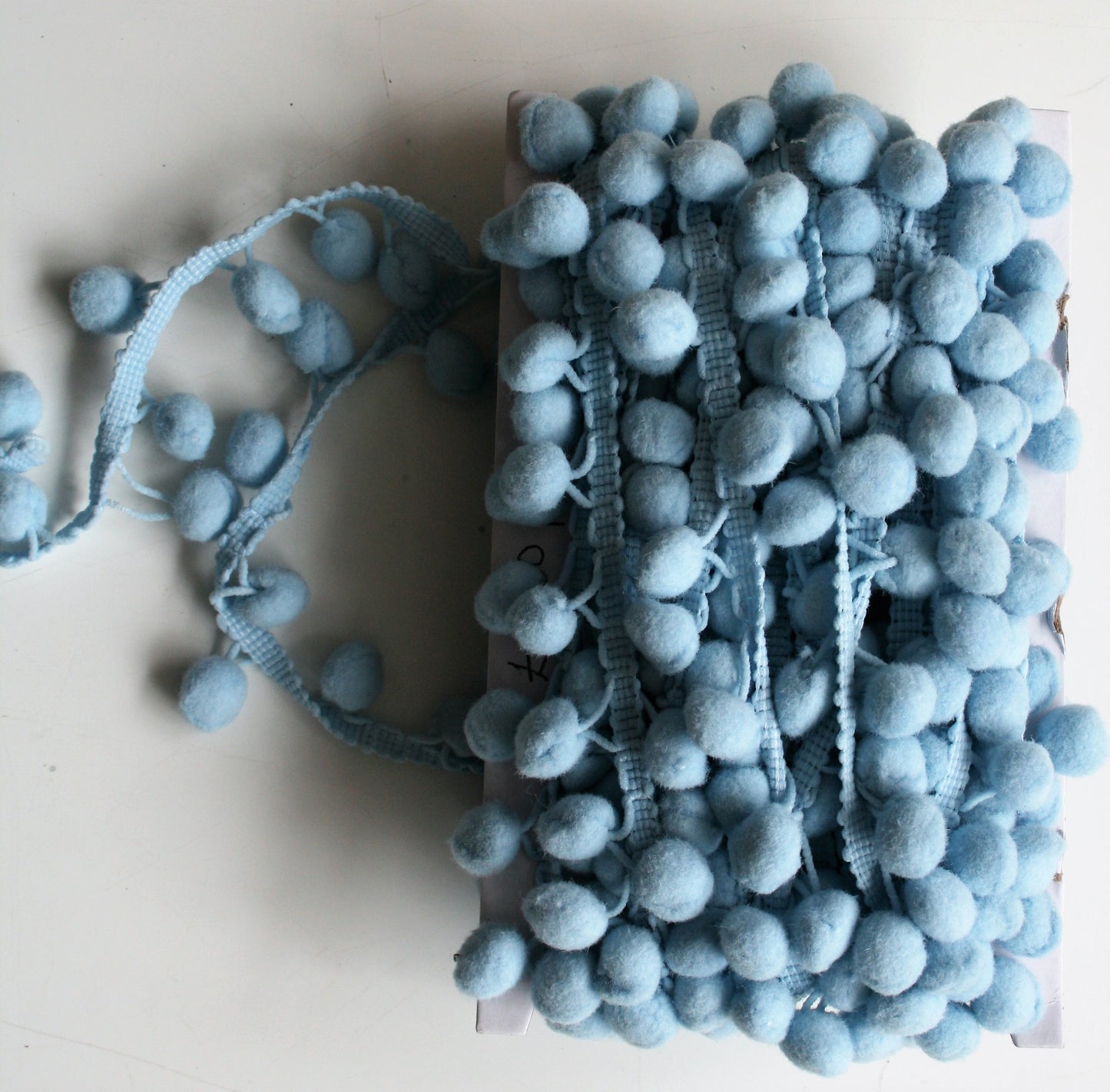 Pale Blue - Pompoms