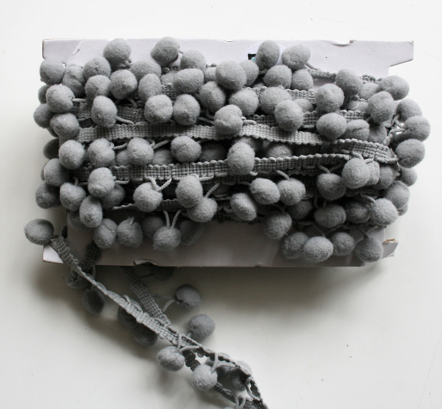 Light Grey - Pompoms