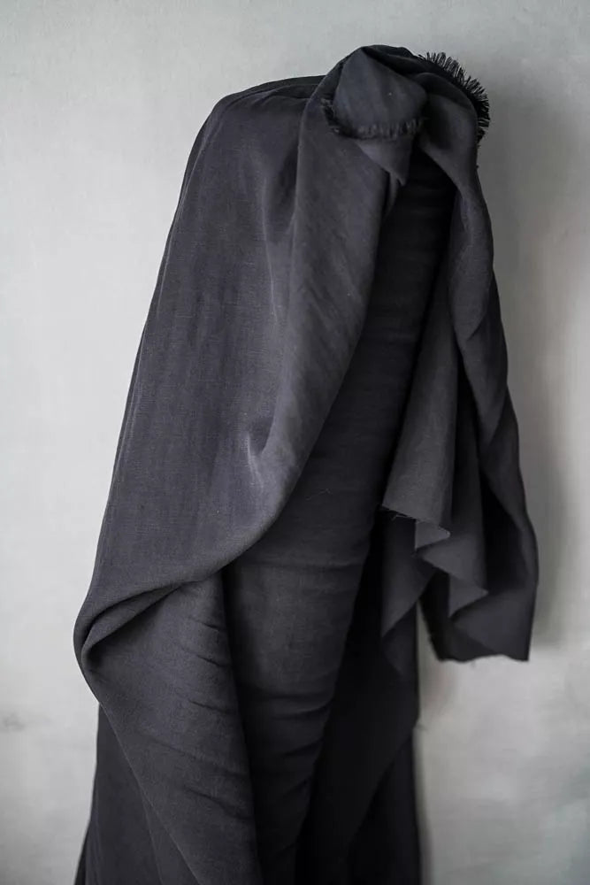 Merchant and Mills TENCELtm Lyocell/Linen Black