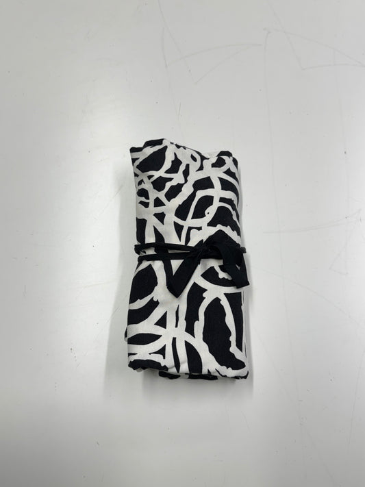 Monochrome Swirls black and white jersey Remnant