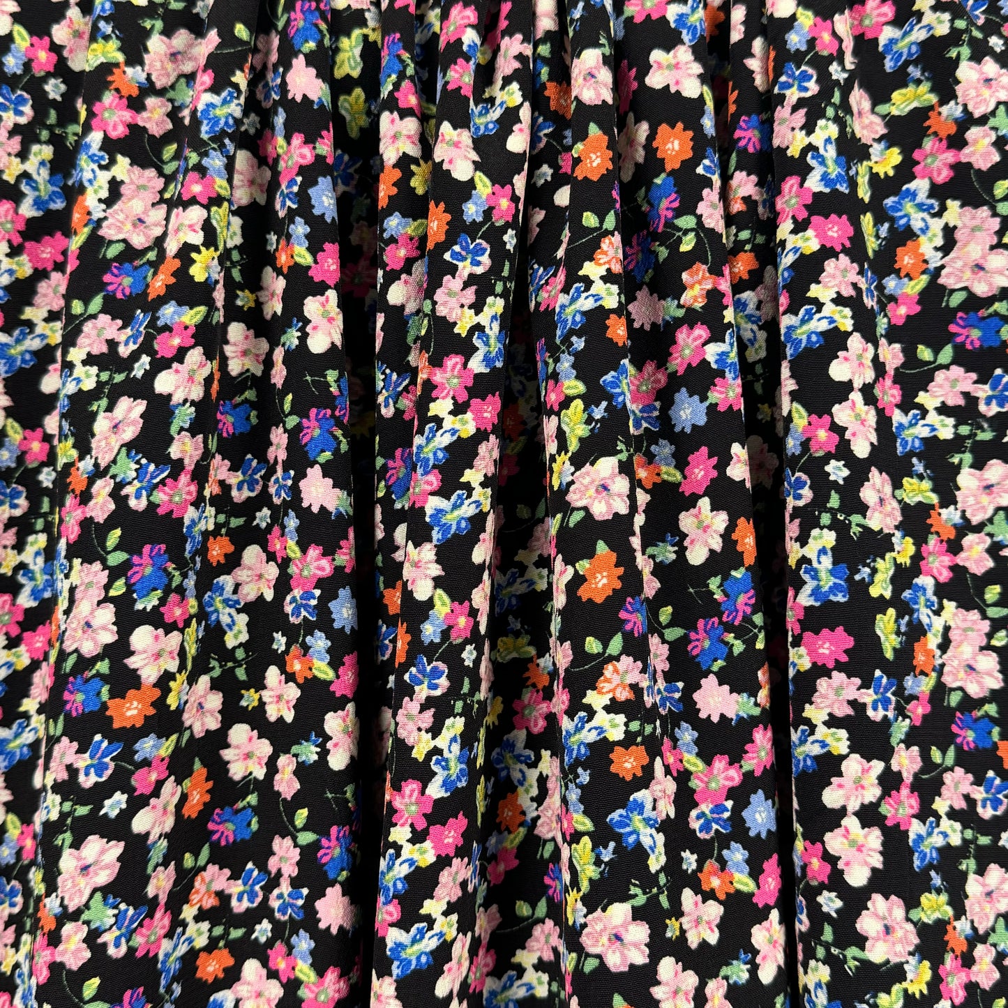 Ditsy Floral Black Viscose SW78