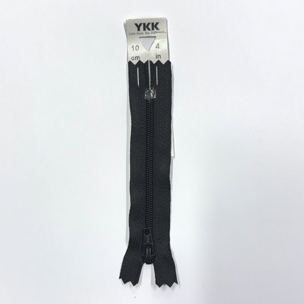 Black 580 YKK Standard Zip