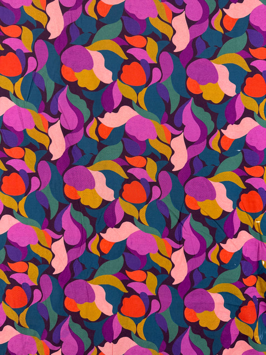 Viscose Poplin Dark Purple Leaves