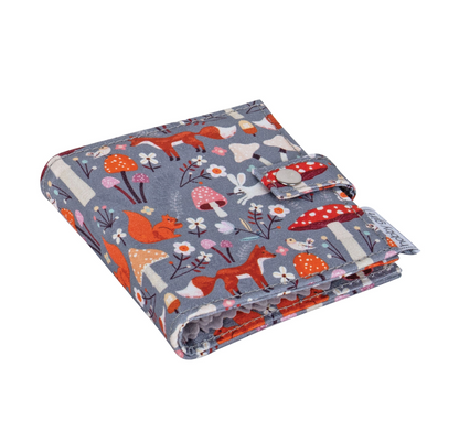 Small Fabric Needle Case with Scissors