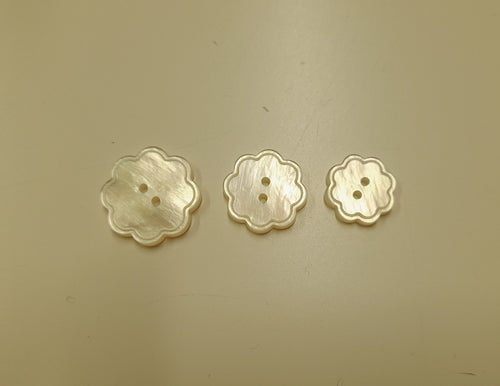 Bonfanti Cream Flower Buttons