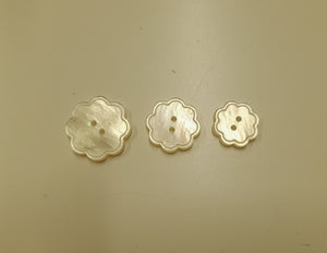 Bonfanti Cream Flower Buttons