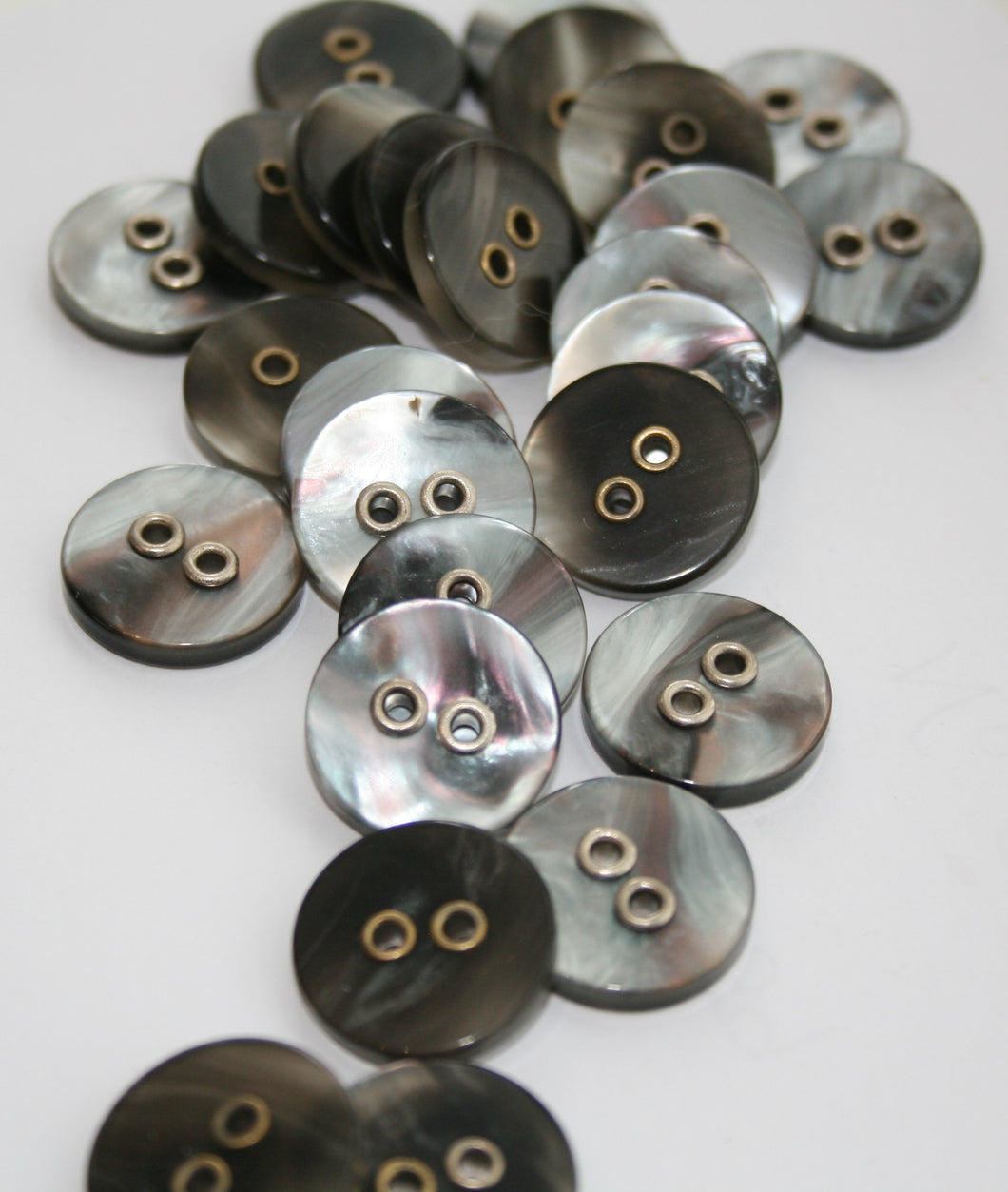 Silver/Grey Pearlescent Eyelet Buttons